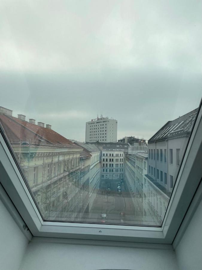 Stylish Rooms, Sunny Terrace In Vienna City Center Viena Exterior foto